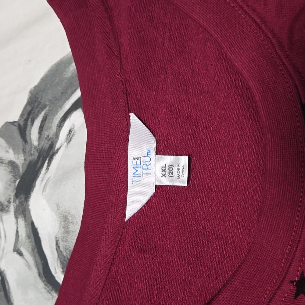 Sweatshirt - Picture 6 of 6